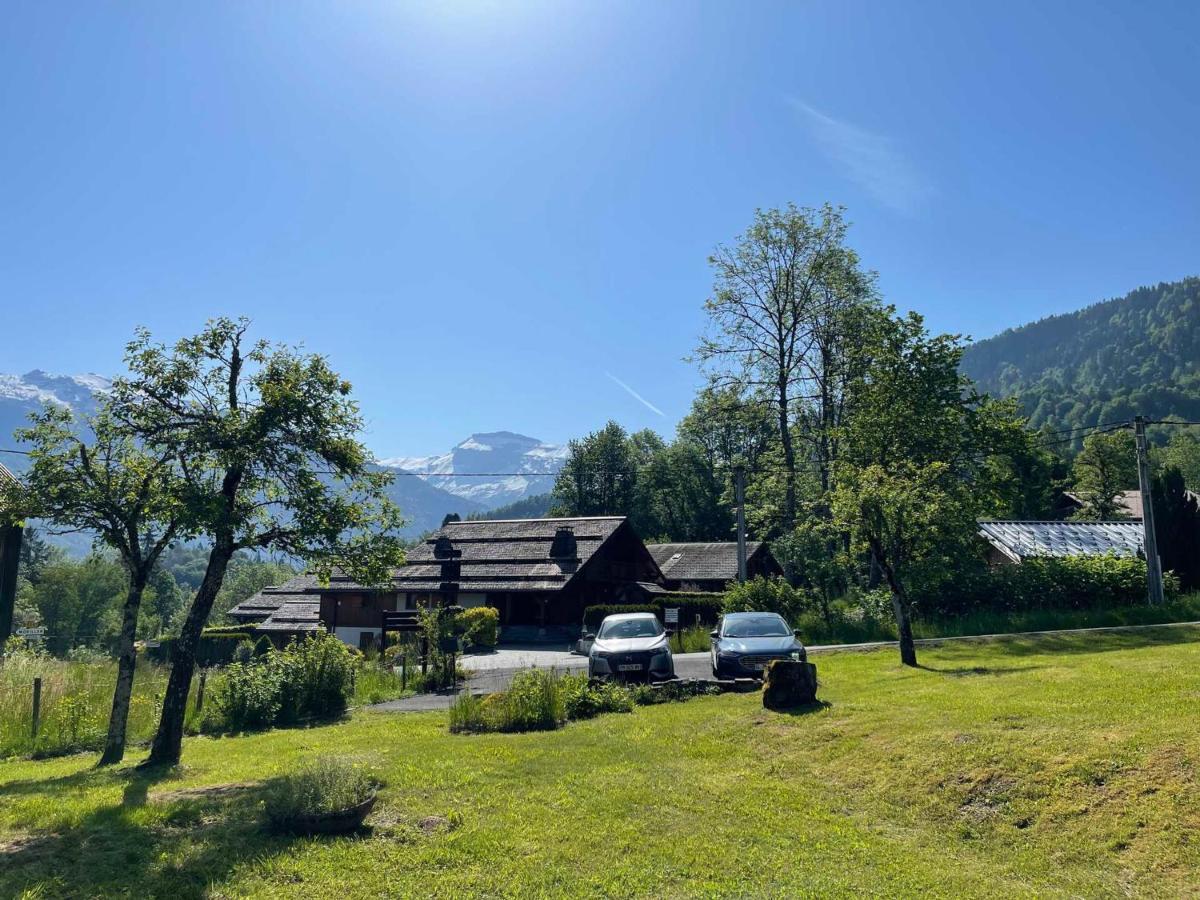 הוילה Chalet Cosy Avec Cheminee Et Grand Jardin, Proche Du Telecabine De Vercland A Samoens - Fr-1-624-134 מראה חיצוני תמונה